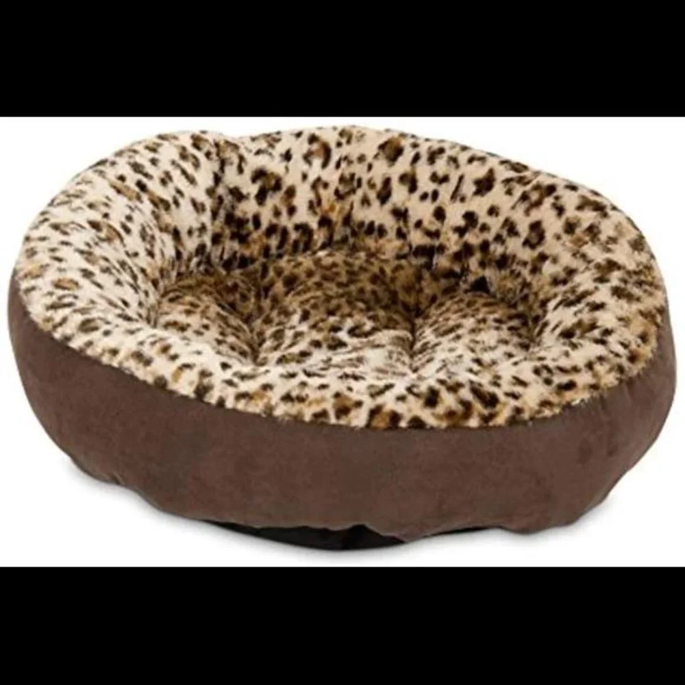 Pet Round Animal Print Pet Bed for Small Dogs and Cats 18-inch by 18-inch